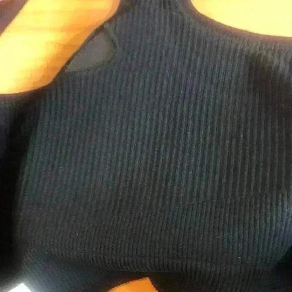 Silk & Salt black ribbed cropped tank sz L NWT - Picture 6 of 6